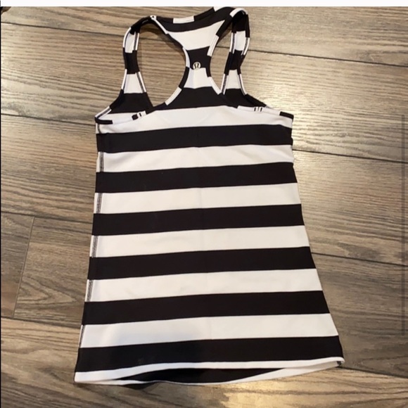 Lululemon cool Racerback - Picture 3 of 4